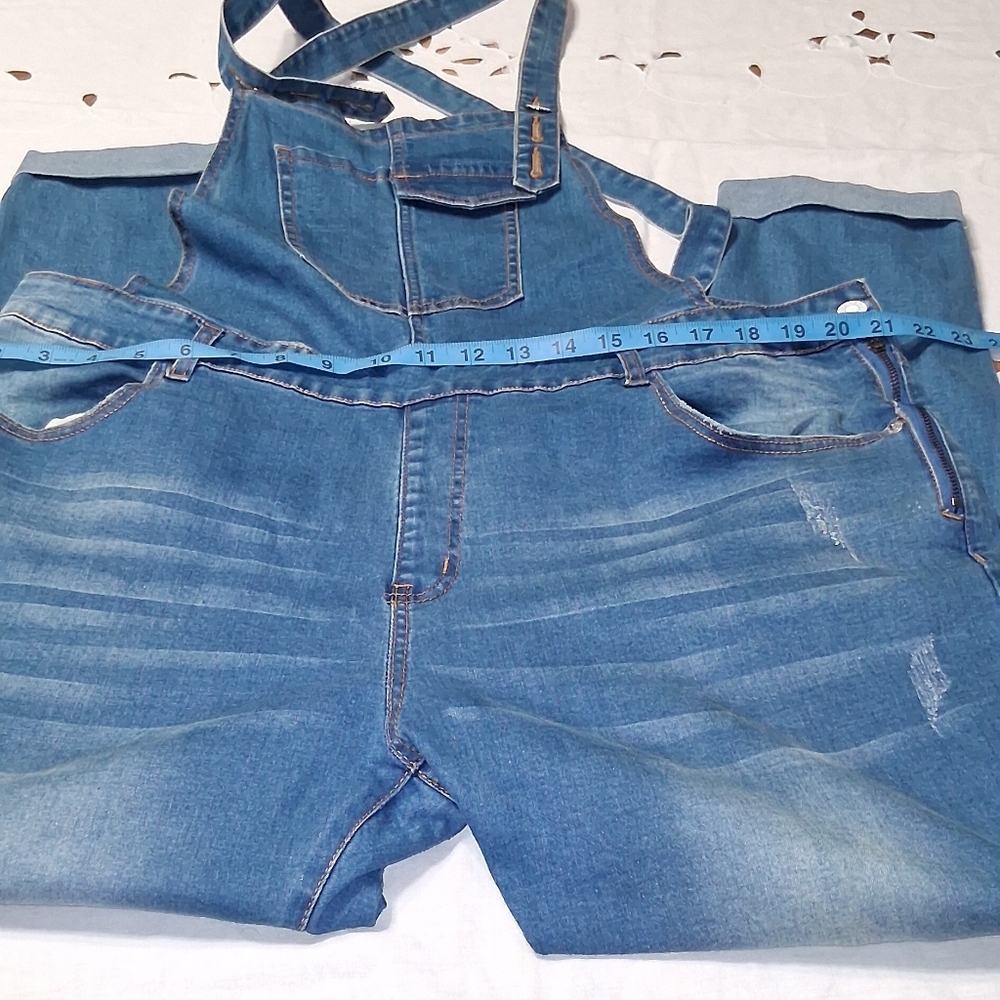 Womens's Blue Denim Overalls with Pocket - Picture 6 of 12